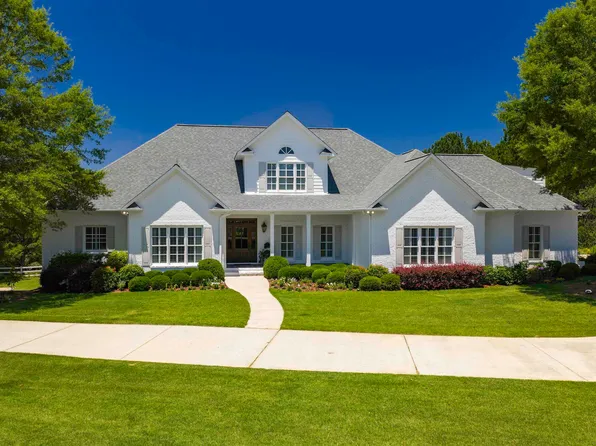 100 Autumn Crest Dr, Columbiana, AL 35051