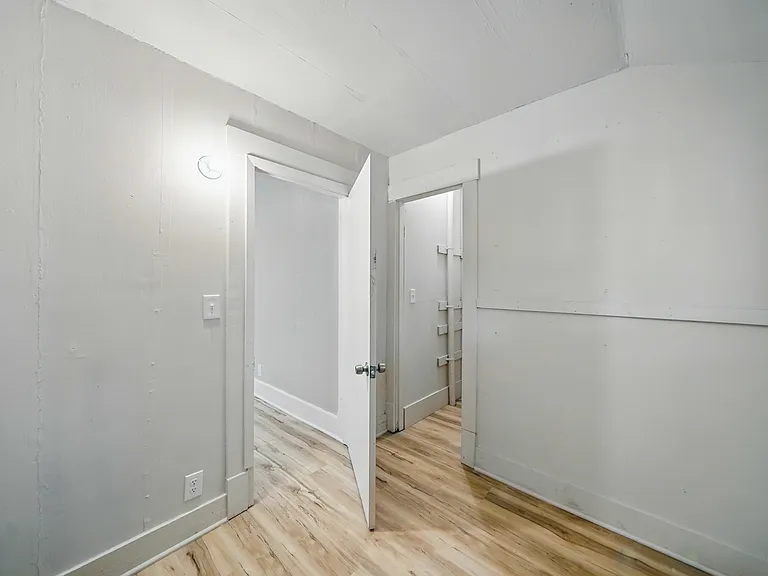 1900 Euclid Ave #1 — Photo 19