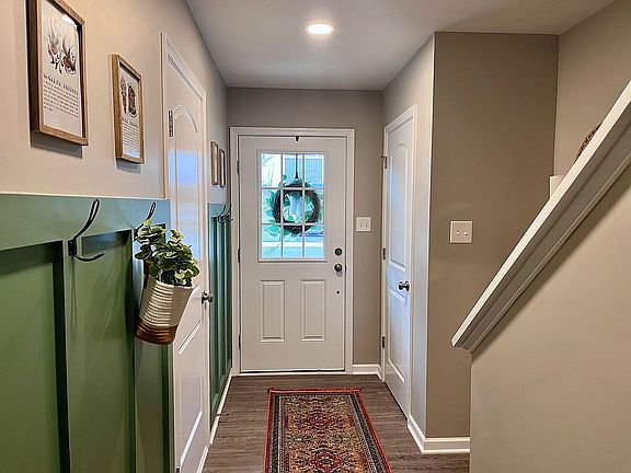 Entry way