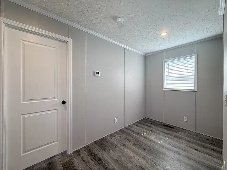 29800 Guilford Cir #152 — Photo 8