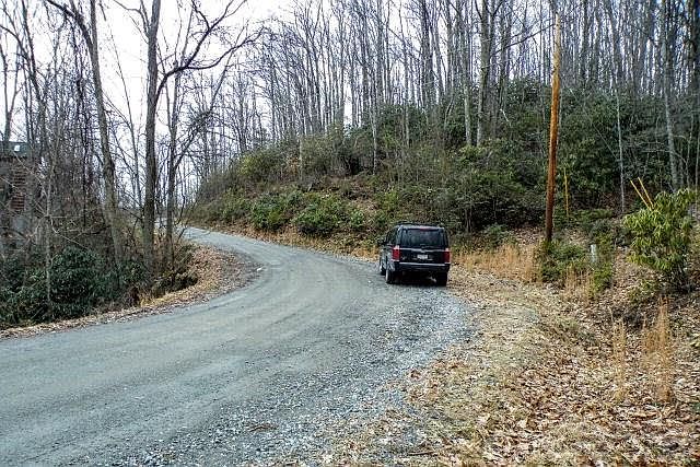 2nd image of 146 Rhododendron Dr