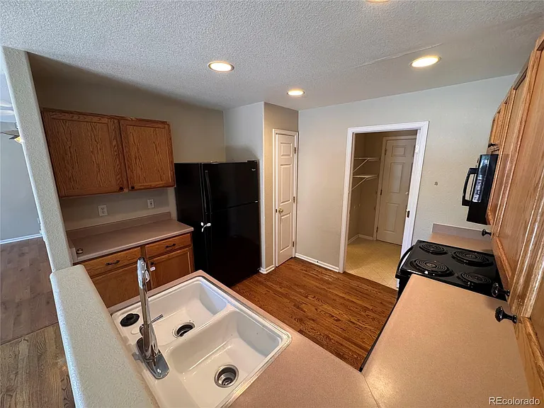 5379 S Picadilly Ct — Photo 5