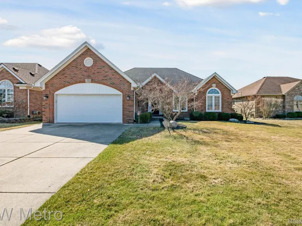 15578 Spiceway Dr, Fraser, MI 48026