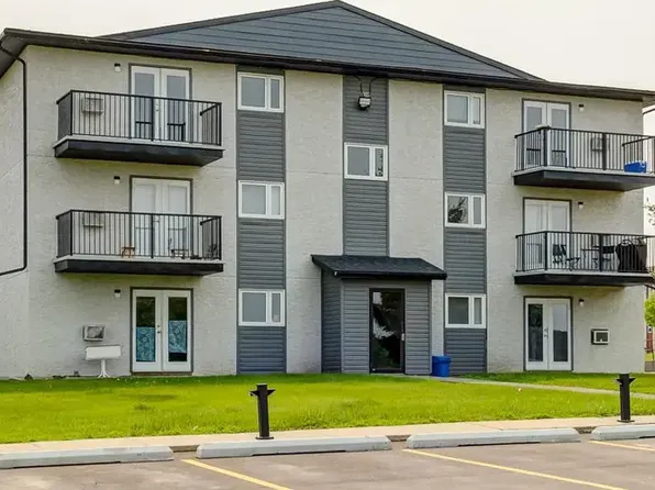 843 15th Ave E #104, Prince Albert, SK S6V 7S1