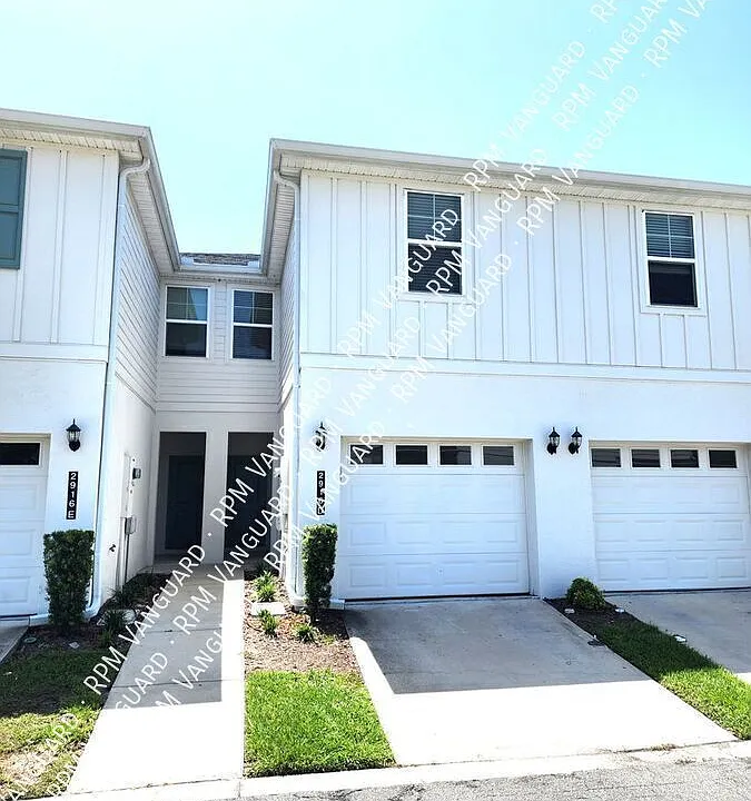 2916 Oak Park Way #D