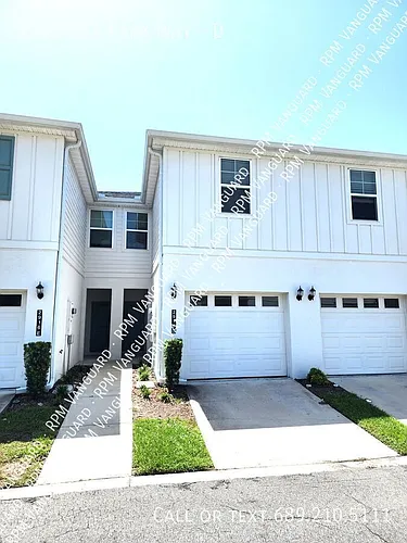 2916 Oak Park Way Photo 1