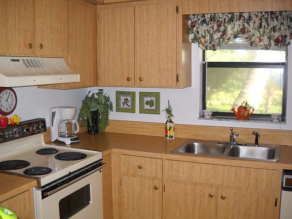 3rd image of 9405 S Ocean Dr APT 2B