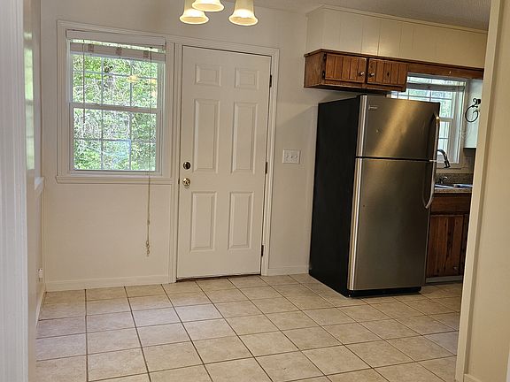 5th image of 217 Pinebluff Cemetery Rd APT 1