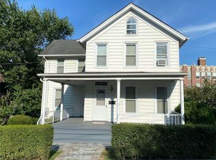 17 Anstice St, Oyster Bay, NY 11771