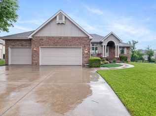 811 E Woodstone Cir, Andover, KS 67002