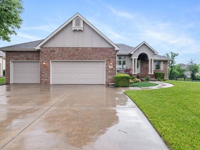 811 E Woodstone Cir, Andover, KS, 67002