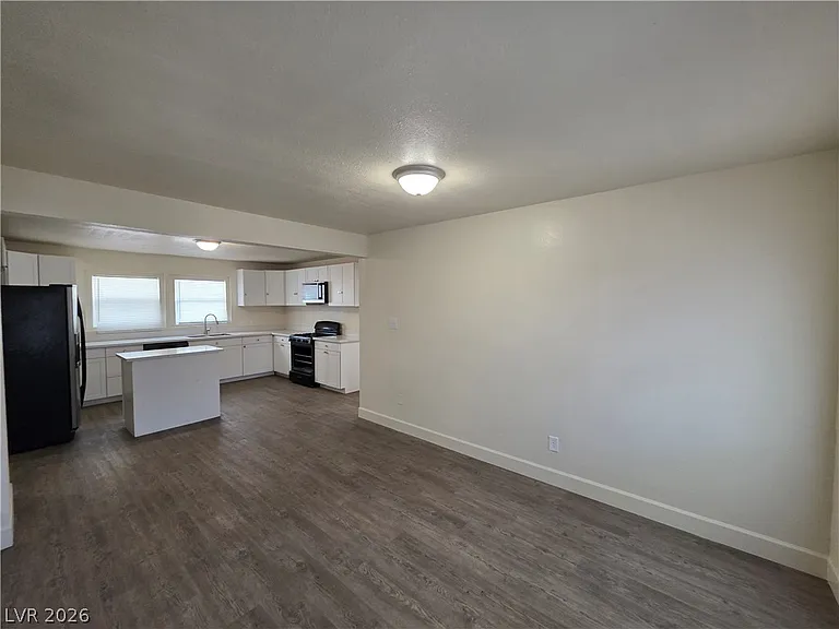 1590 Mustang Dr — Photo 85