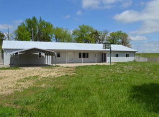 2132 D Ave, White City, KS 66872