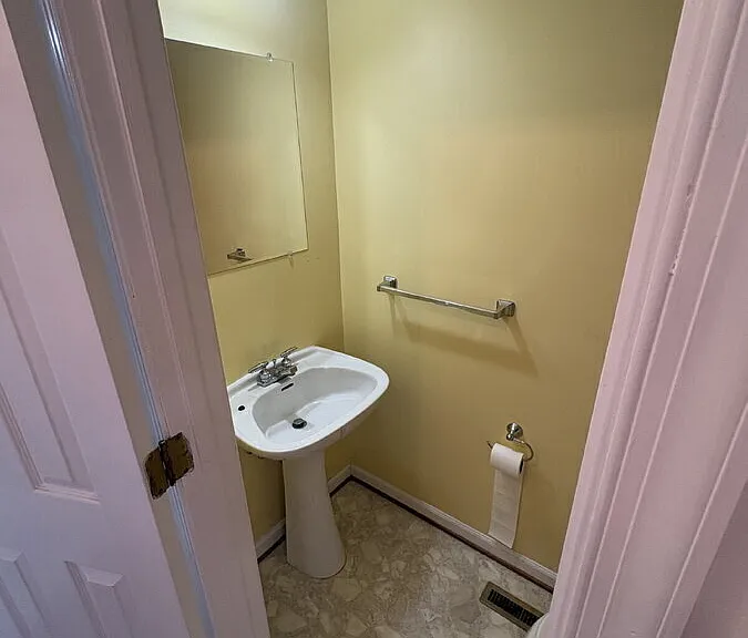 1031 Toppin Blvd — Photo 20