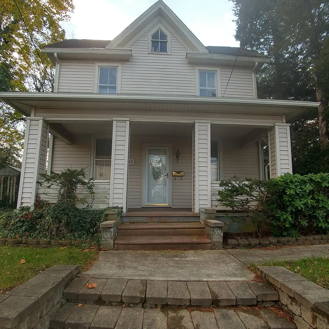 140 E High St — Photo 3