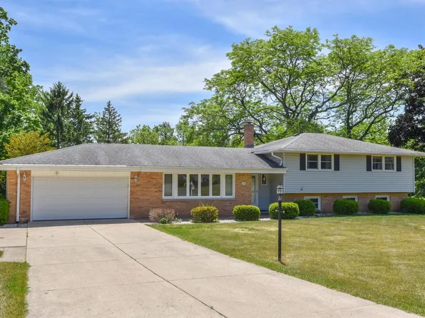 3540 Goetz DRIVE, Brookfield, WI 53005