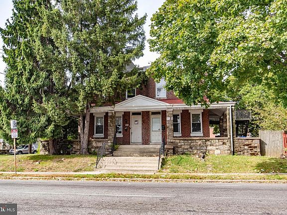 4th image of 6402 Oxford Ave