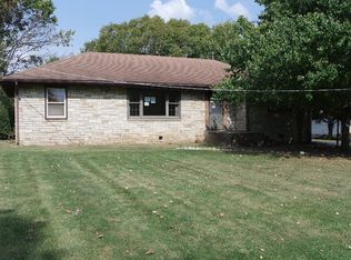 6085 Gun Club Rd, Morris, IL 60450