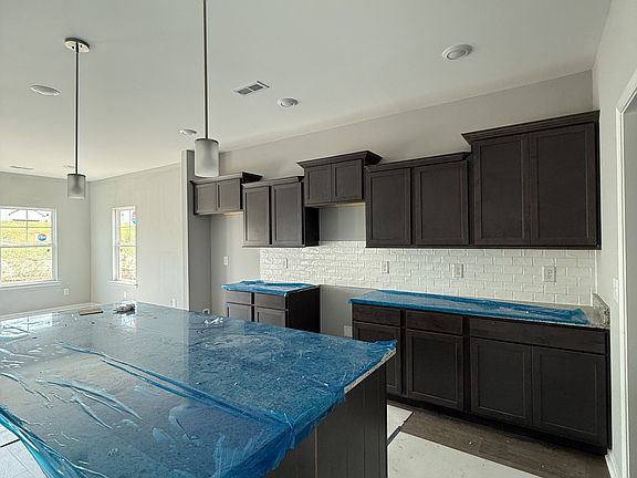 3rd image of 1129 Bluecreek Cir Lot 215