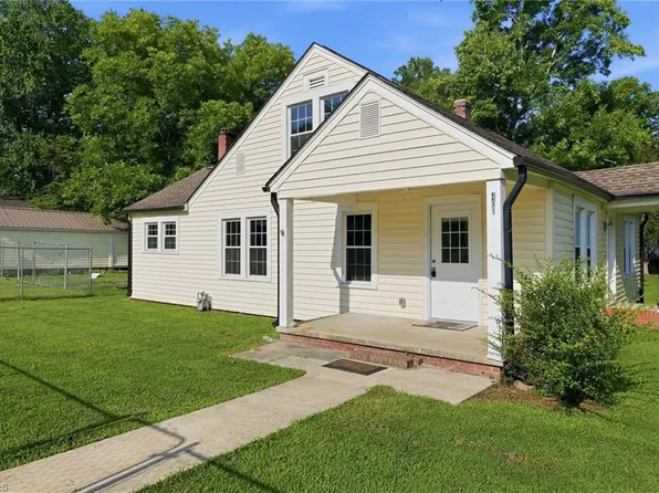 401 Sunset Dr, Randleman, NC 27317