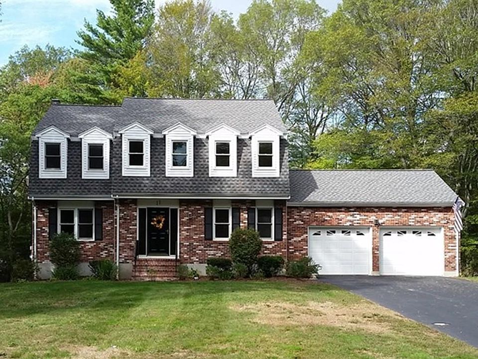 1st image of 11 Copperfield Ave