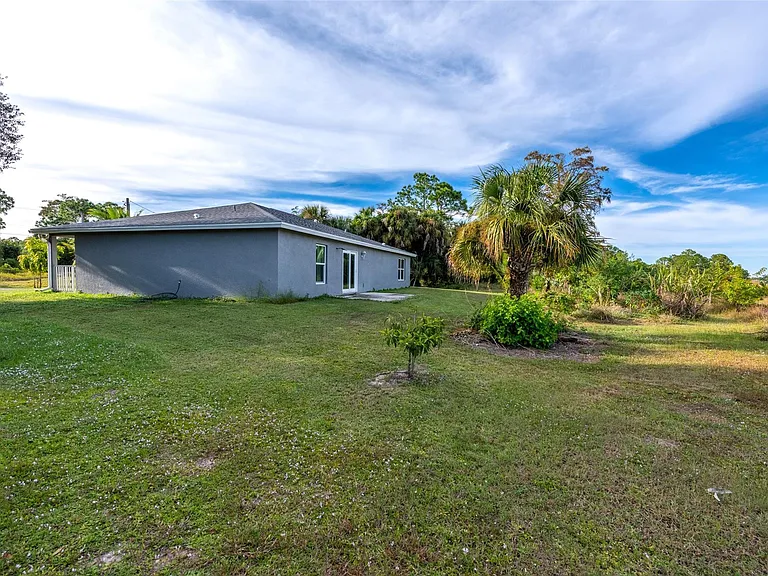 8007 Royal Ct — Photo 31