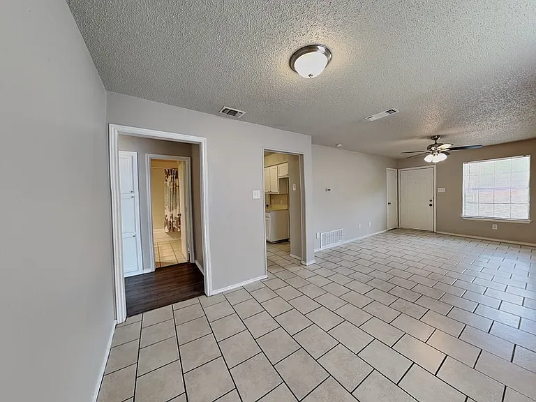 5006 Norma St — Photo 9