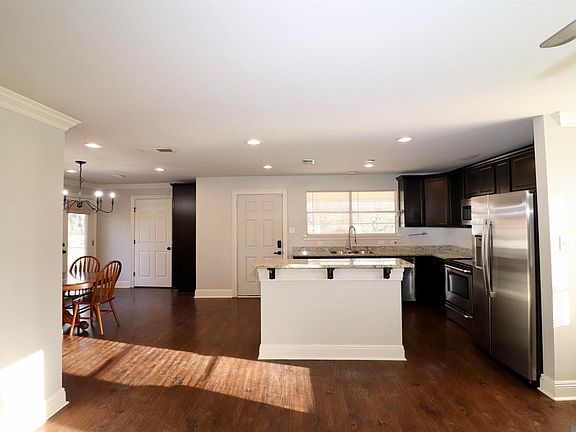 4th image of 2574 Maringouin Rd E