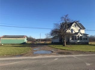 2431 Quaker Rd, Gasport, NY 14067