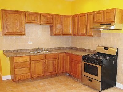 3rd image of 4906 N Lawndale Ave #1