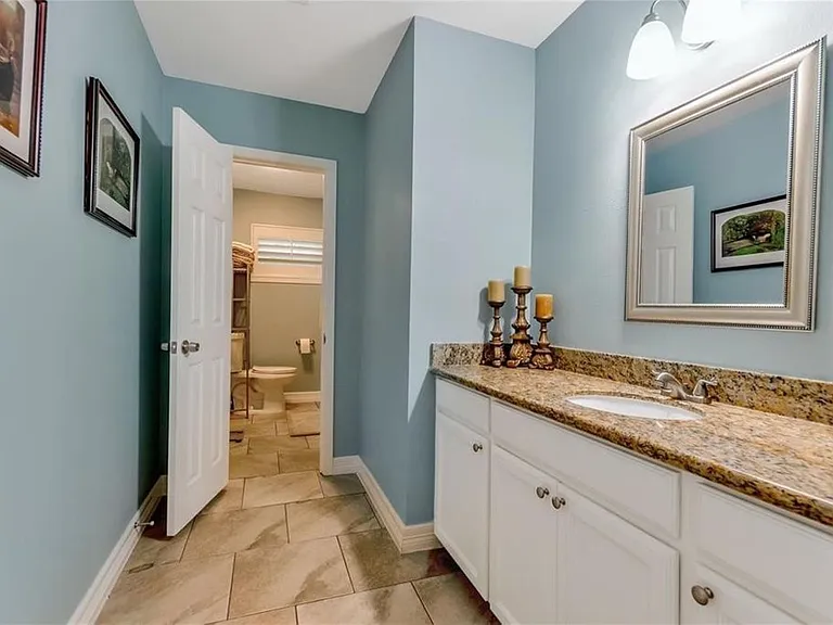 5610 Duxbury St — Photo 15