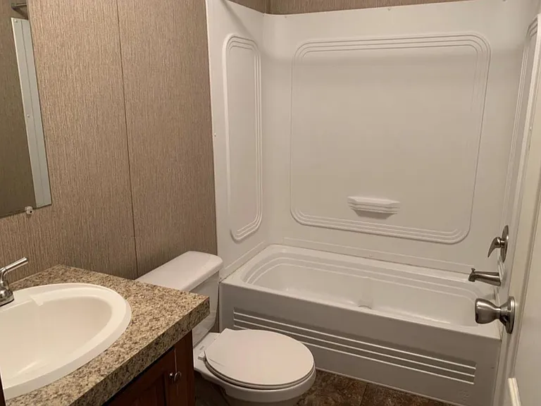 2nd Full Bathroom