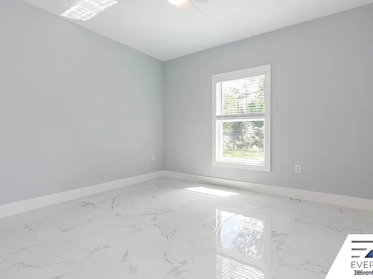 4 Karl Ct — Photo 26