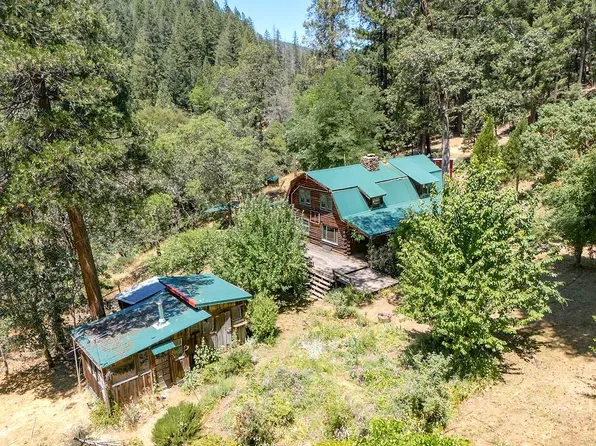691 Lost Bridge Rd, Lewiston, CA 96052