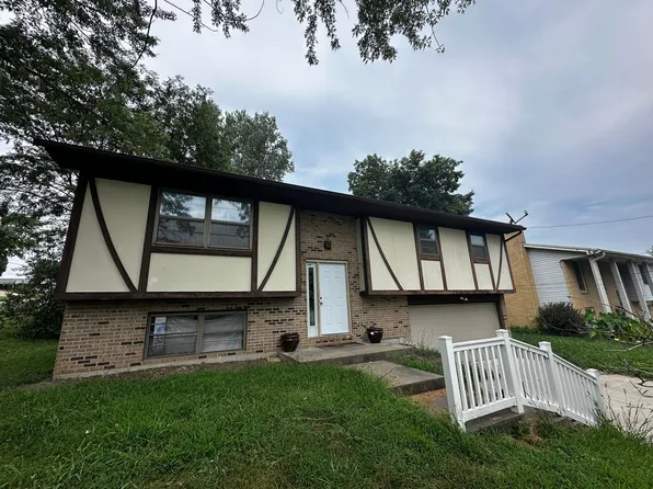 1101 Krohn St, Boonville, MO 65233