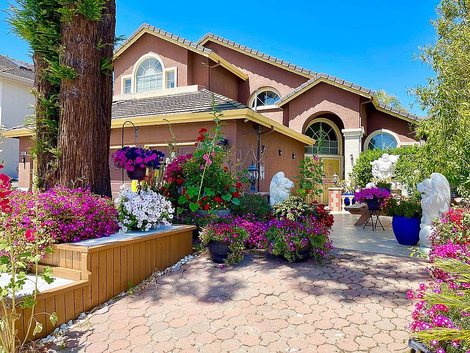 1st image of 6931 Hollybrook Dr