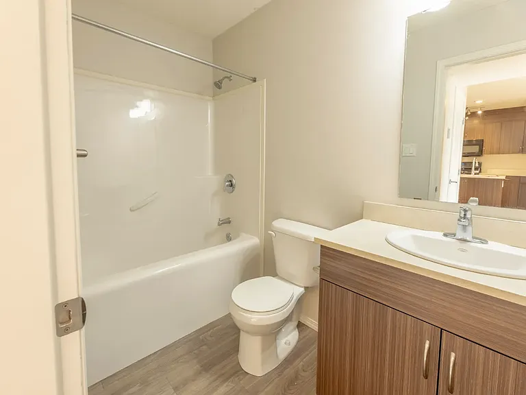 7 Bayside Pl #103 — Photo 12