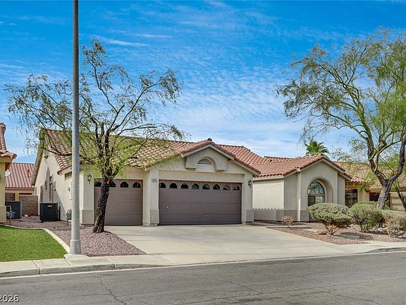 3rd image of 3056 Emerald Wind St