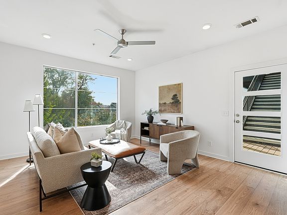 3rd image of 1402 Pillow St #207
