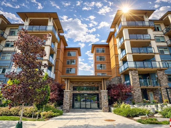 20673 78th Ave #317, Langley, BC V2Y 3K1