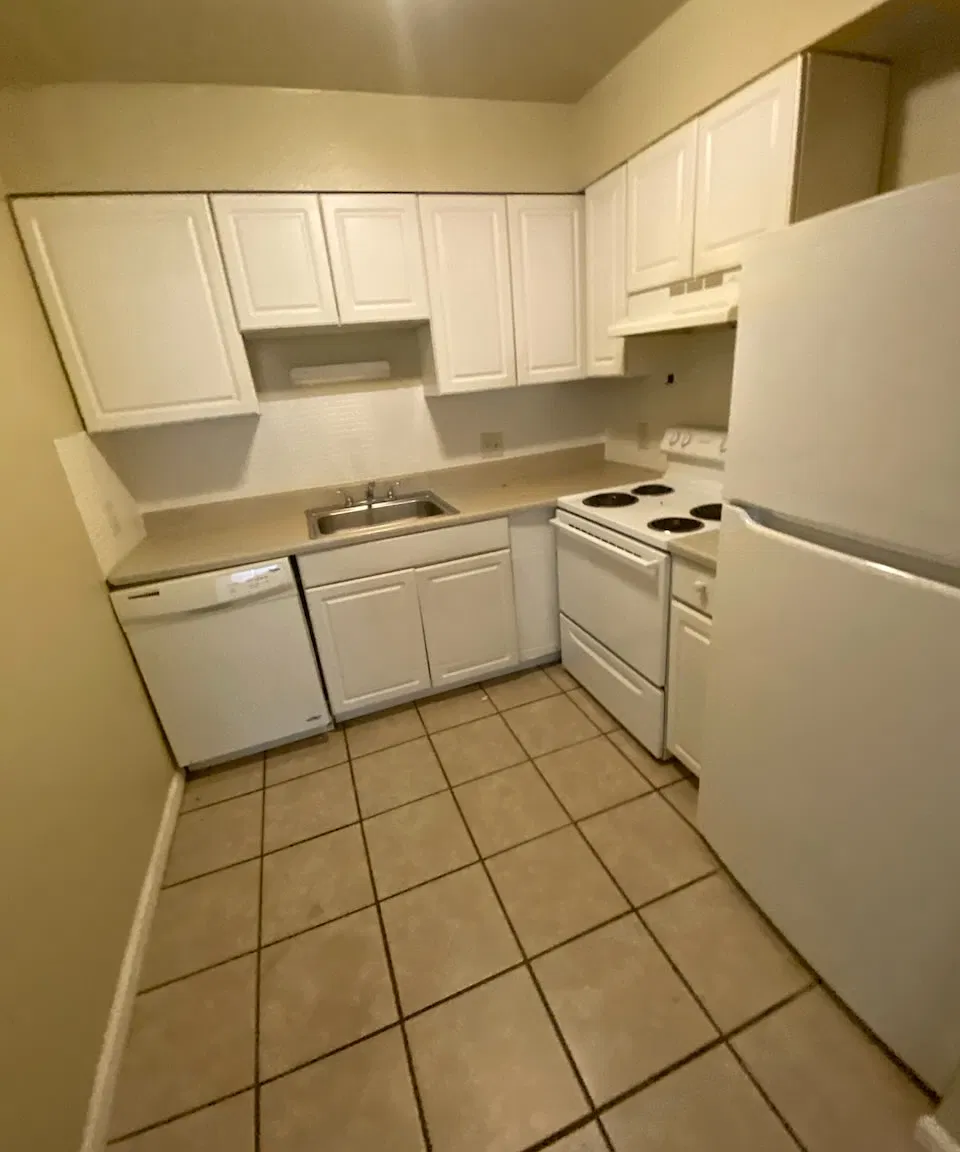 2 bed, $750 — Photo 4