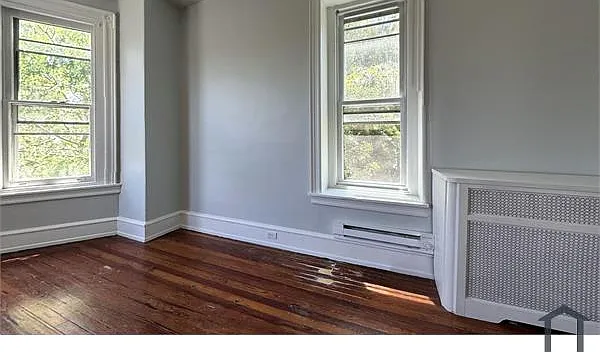 435 E Walnut Ln #2 — Photo 7