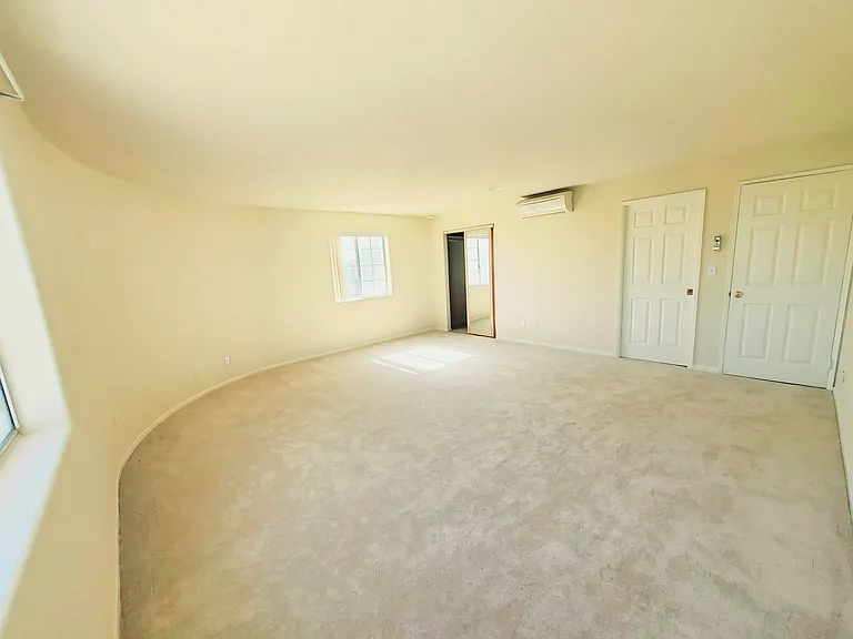 1217 Sangamon Ave #4 — Photo 11