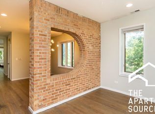 825 N Oakley Blvd #SE3D3BWP8, Chicago, IL 60622