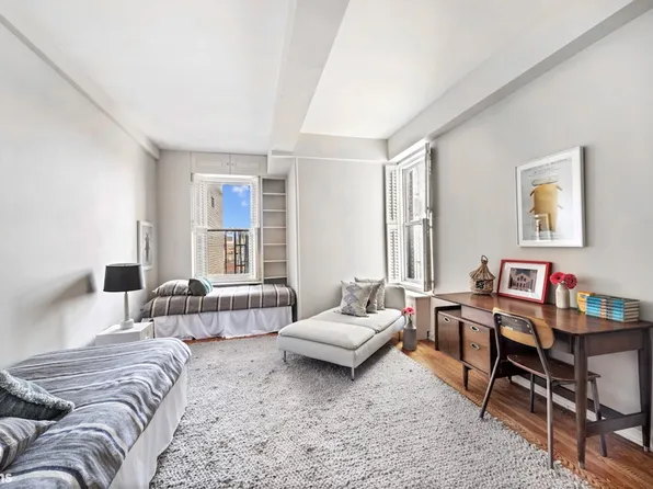 1120 Park Avenue image 9 of 11