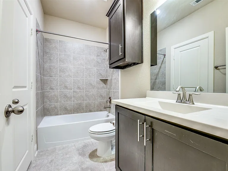 1132 Piedmont Ln — Photo 17