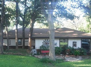 1001 E Lake Dr, Weatherford, TX 76087