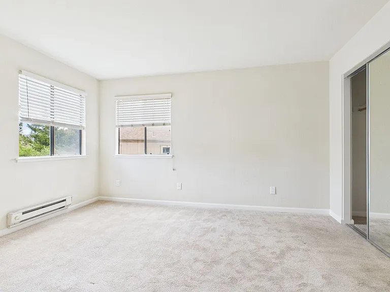 300 Glenwood Cir #273 — Photo 15
