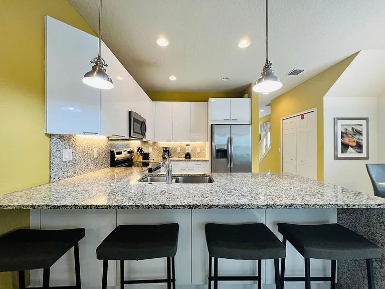 1613 Tranquil Ave — Photo 5