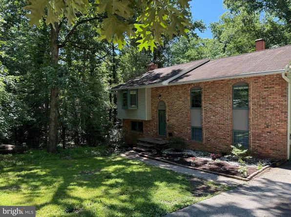 1077 Plum Creek Dr, Crownsville, MD 21032
